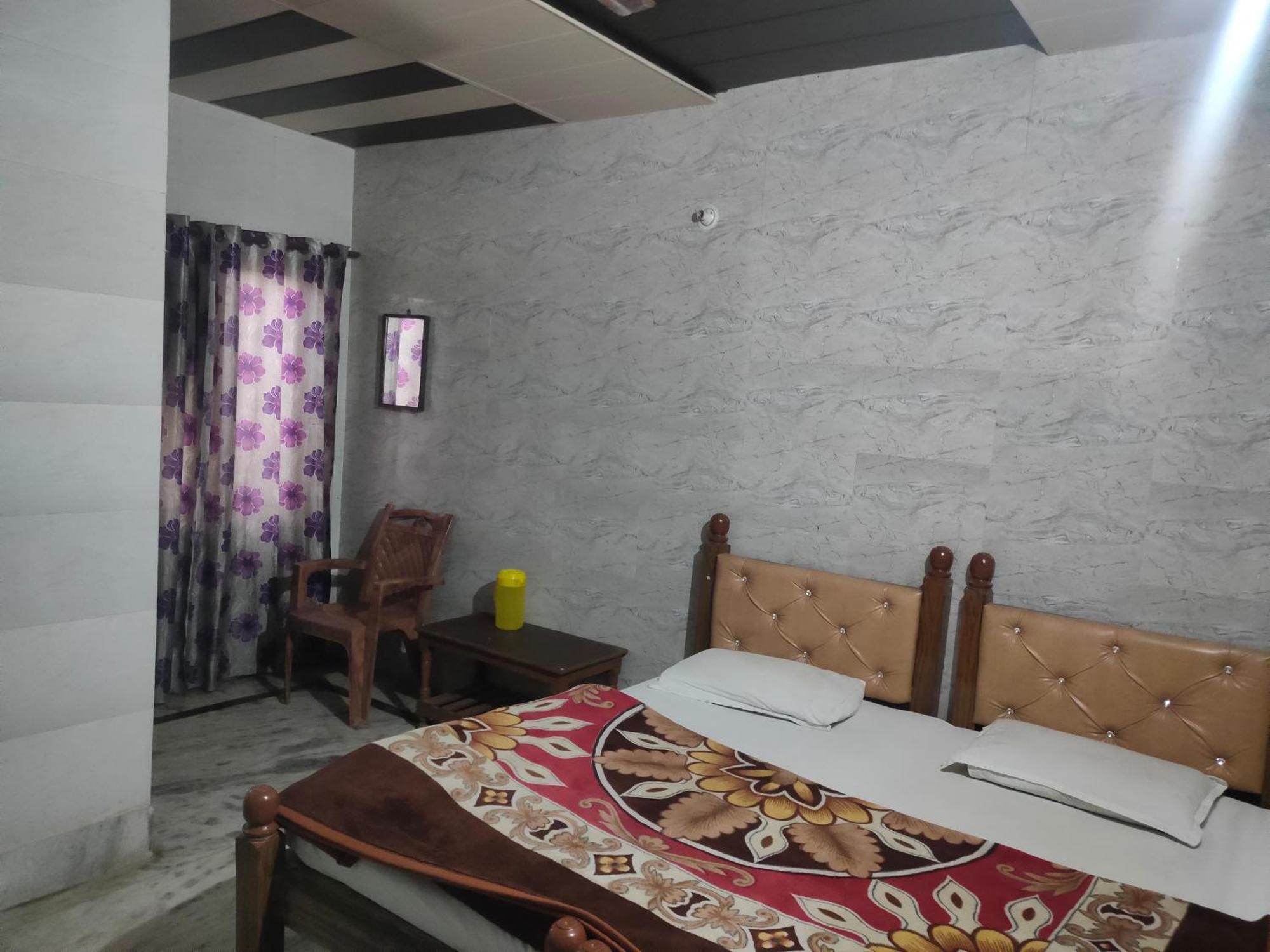 Sgh Guest House Mathura Buitenkant foto