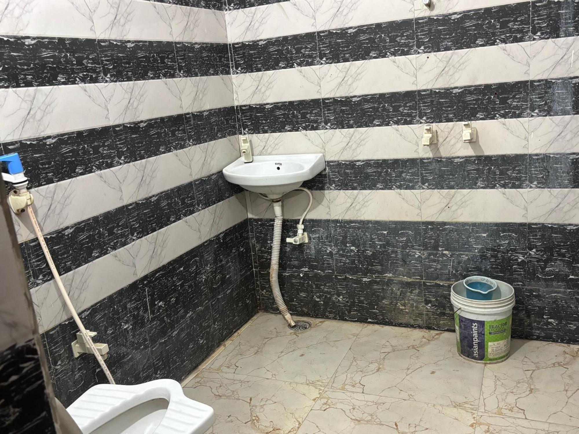 Sgh Guest House Mathura Buitenkant foto