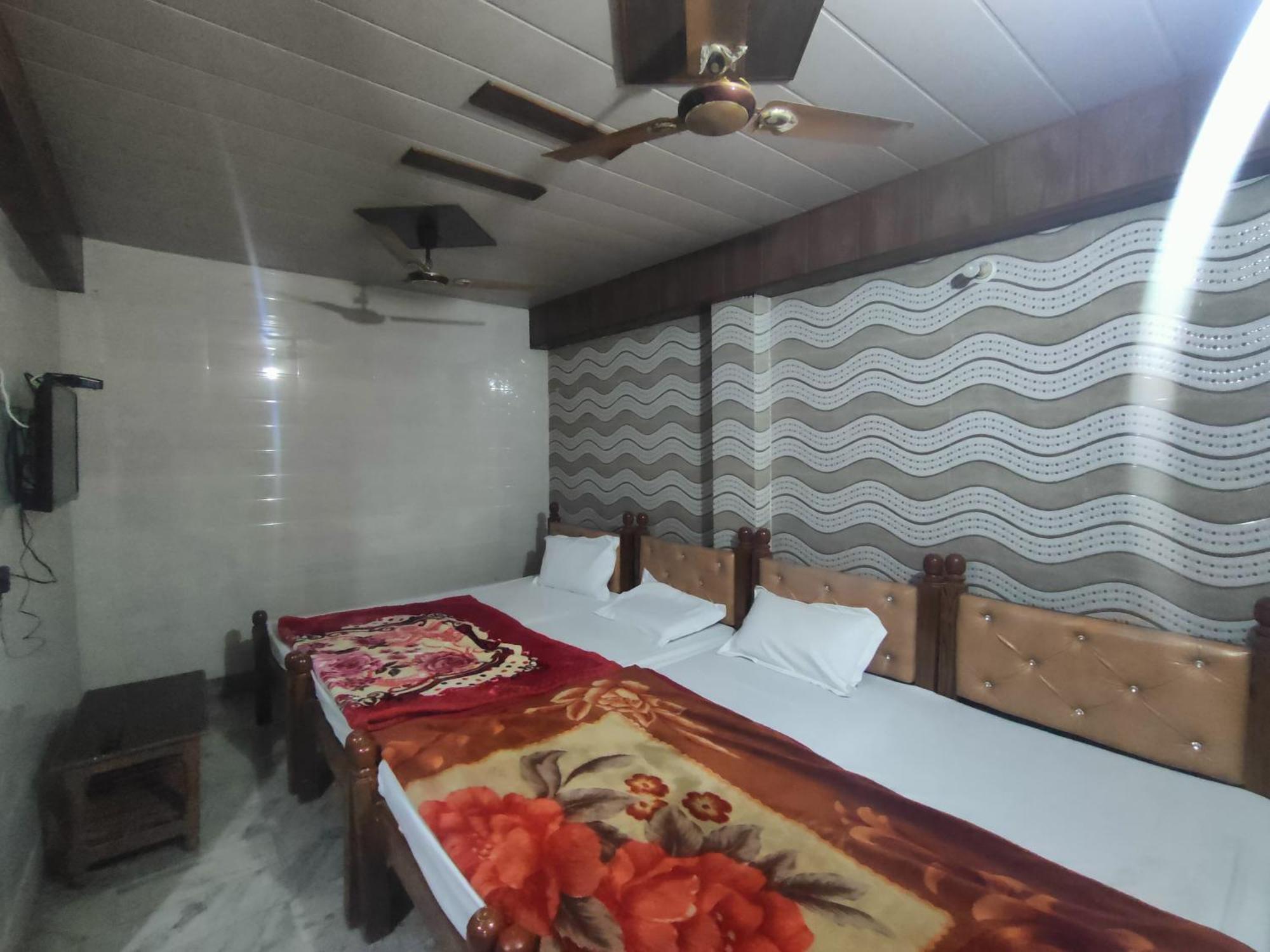 Sgh Guest House Mathura Buitenkant foto